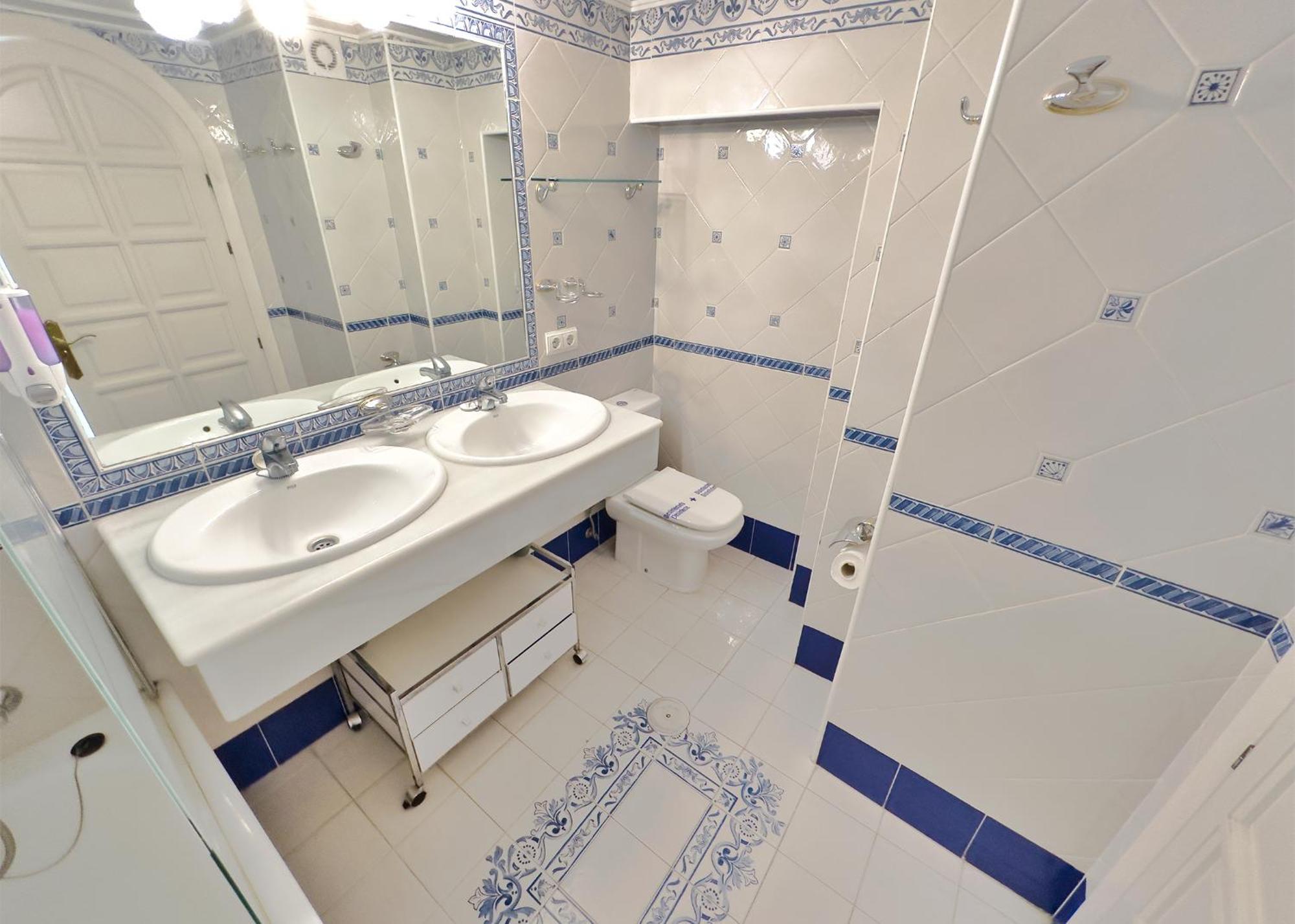Skol 508 West Facing Duplex Apartment With Amazing Sea Views 马尔韦利亚 外观 照片
