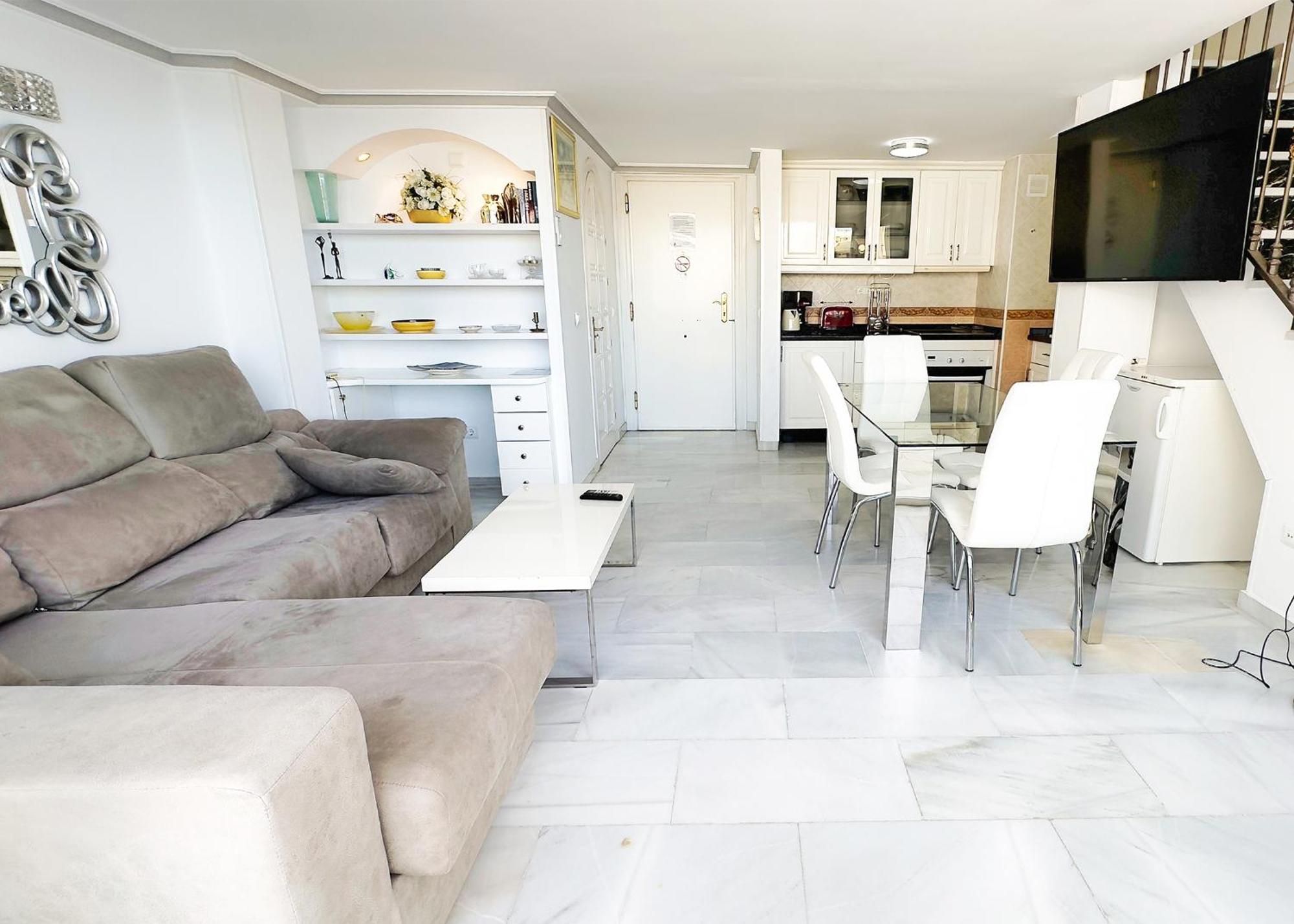 Skol 508 West Facing Duplex Apartment With Amazing Sea Views 马尔韦利亚 外观 照片