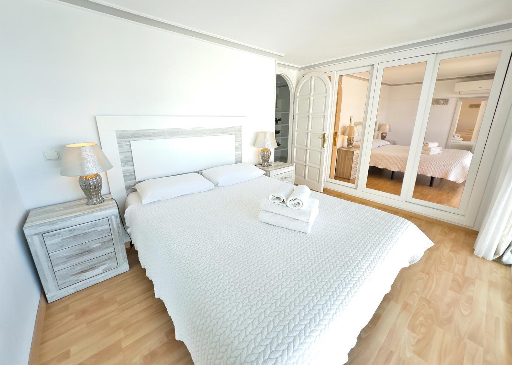Skol 508 West Facing Duplex Apartment With Amazing Sea Views 马尔韦利亚 外观 照片